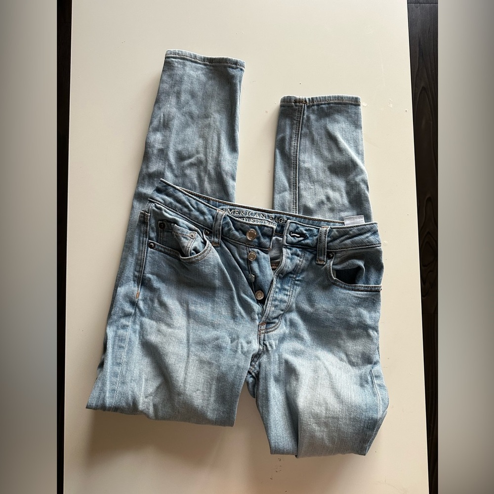 American eagle vintage hi rise size 0 light wash